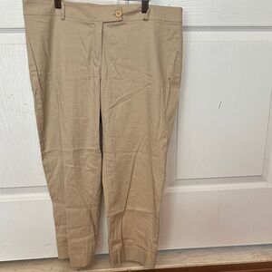 Women's Tan Capris